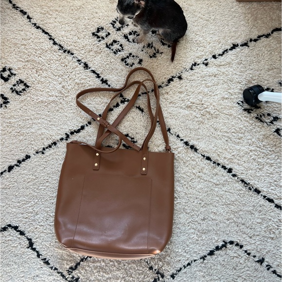 Faux leather tote - Picture 2 of 3